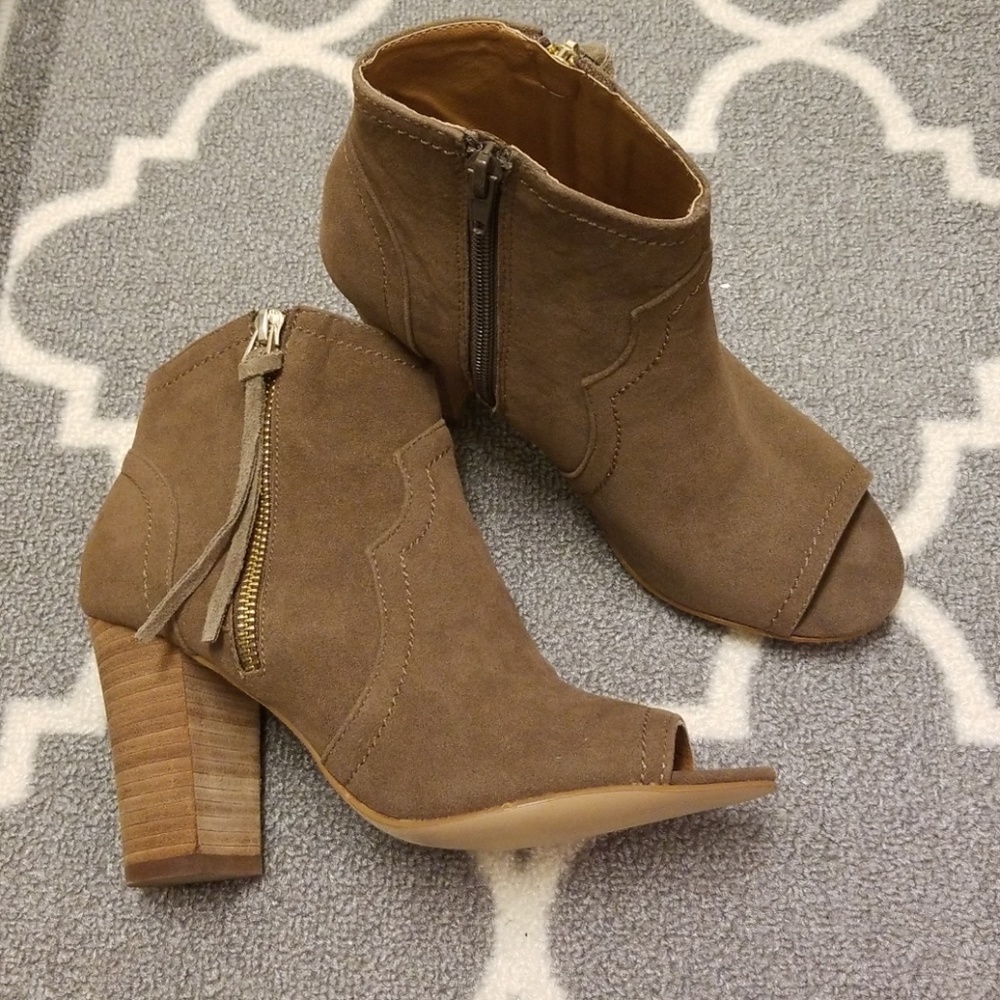 XoXo Open Toe Booties